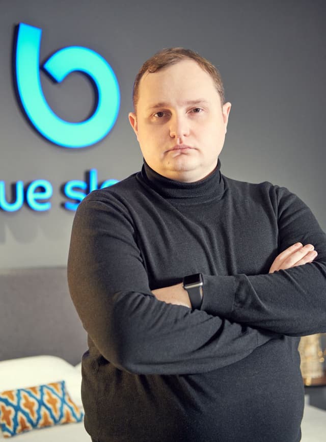 Александр Петров